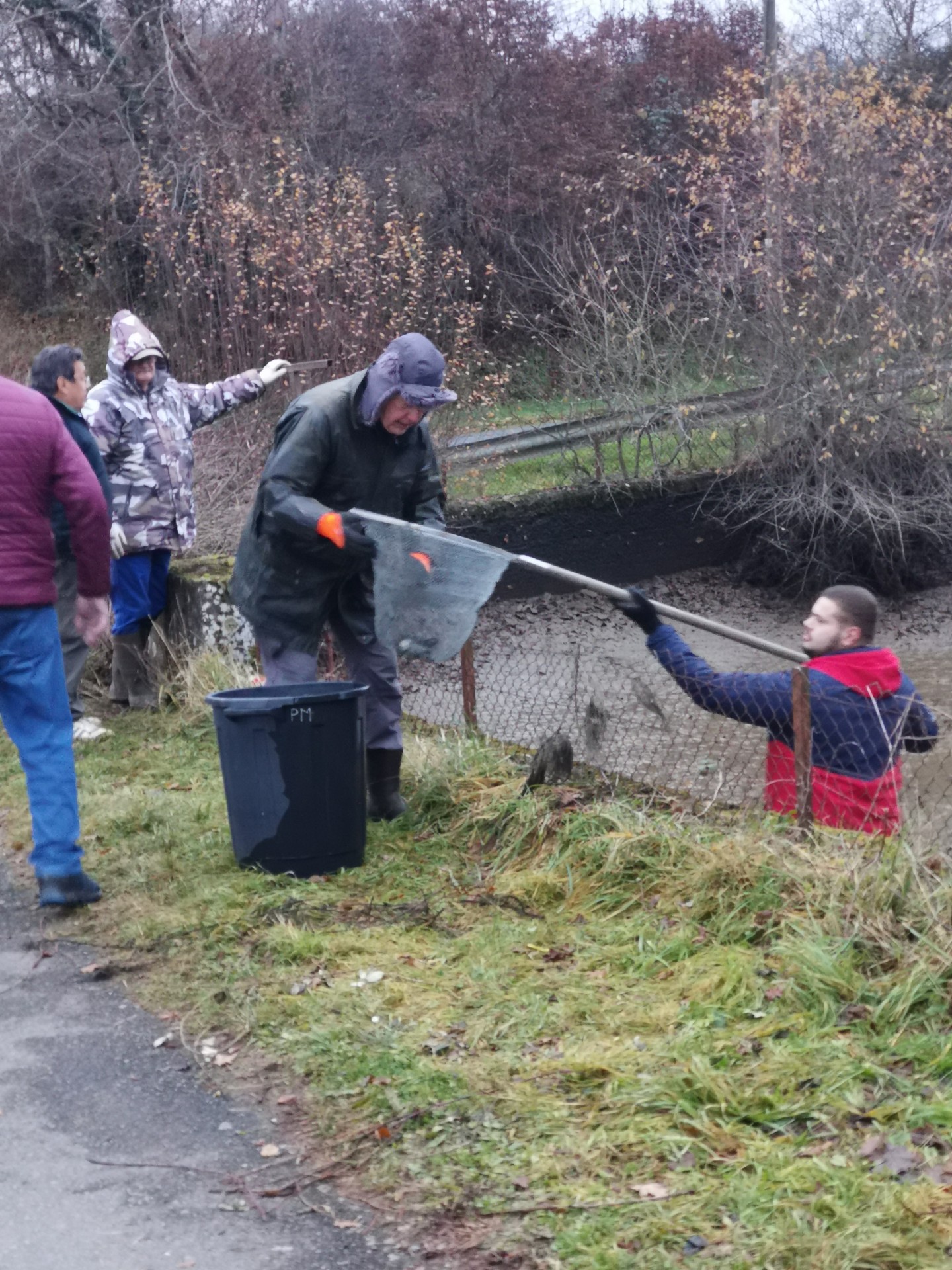 Sitôt sorti de la vase ,sitôt évacué!